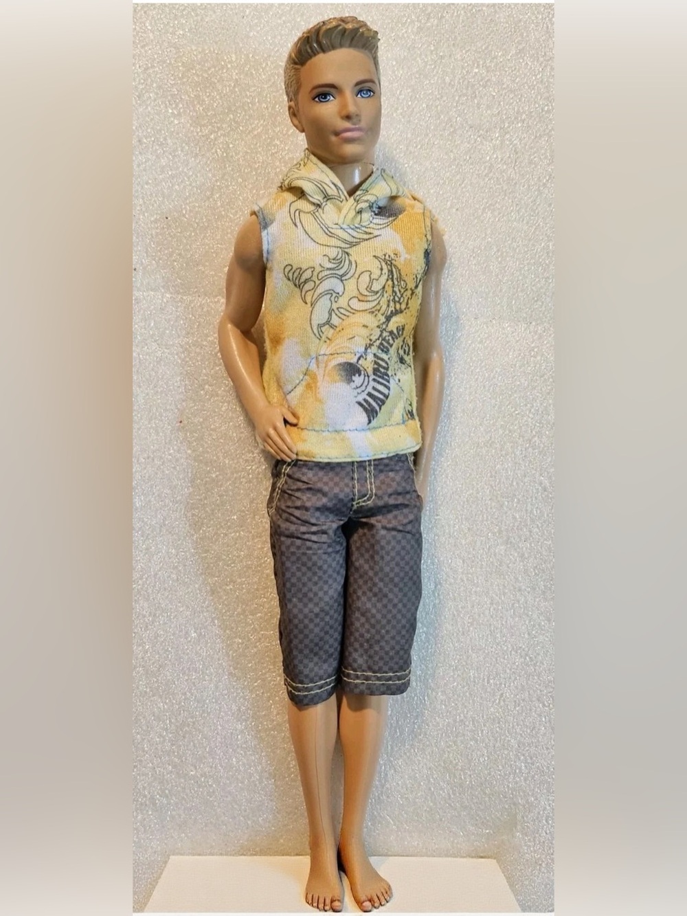 Barbie Water Play Ken Doll 2012 Blonde Molded Hair Mattel Handsome Outfit C404G